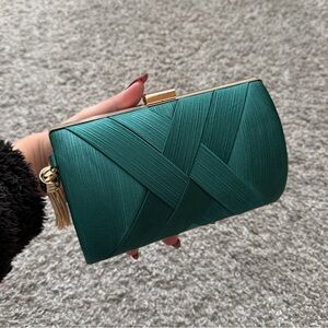 Elegant Green Clutch Bag